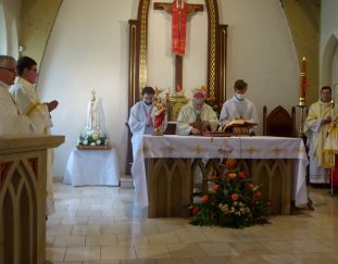 bp-marek-mendyk-podziekowal-za-dar-eucharystii